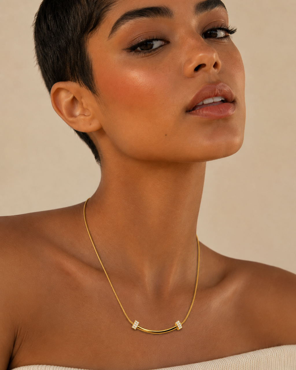 Curved Spark Bar Necklace by LETICI & CO